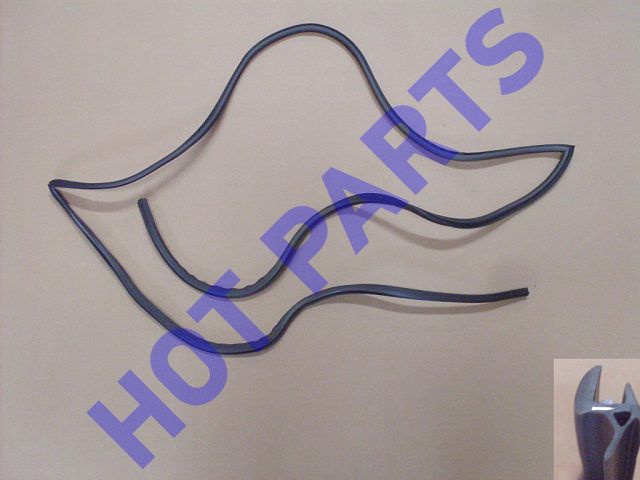 SEAL STRIP-FR WINDSHIELD