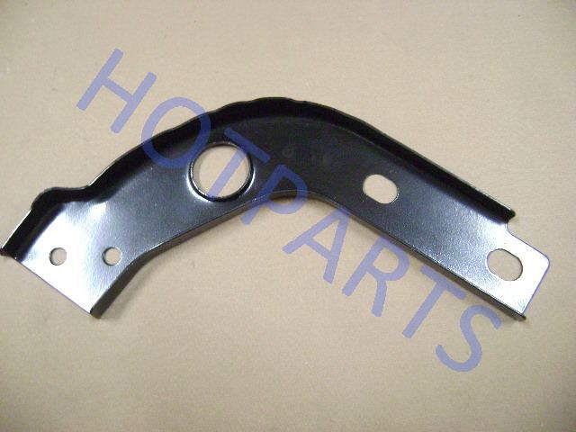 картинка КРОНШТЕЙН ПОДНОЖКИ СРЕДНИЙ ПРАВЫЙ GW SAFE F1  8206034-F00