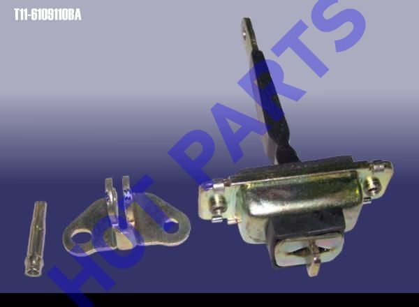 картинка ФИКСАТОР ДВЕРИ ПЕРЕДНЕЙ  T11-6109110BA